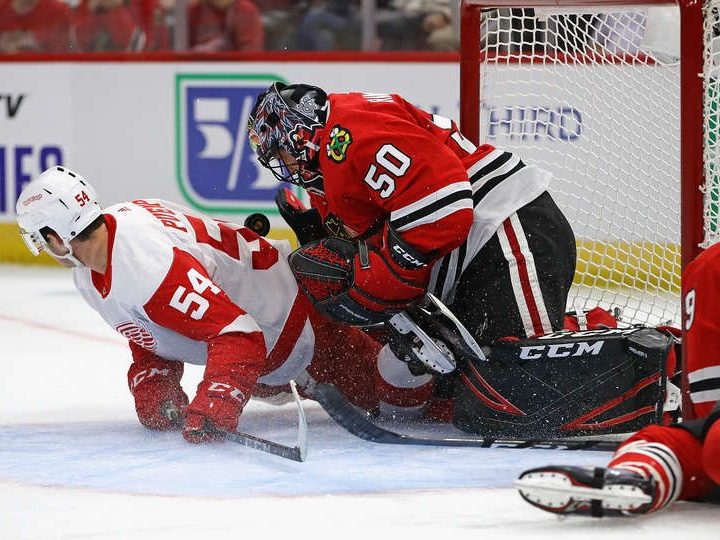 RECAP: Blackhawks Defeat Red Wings 2–1 In Preseason Home Opener - The Rink