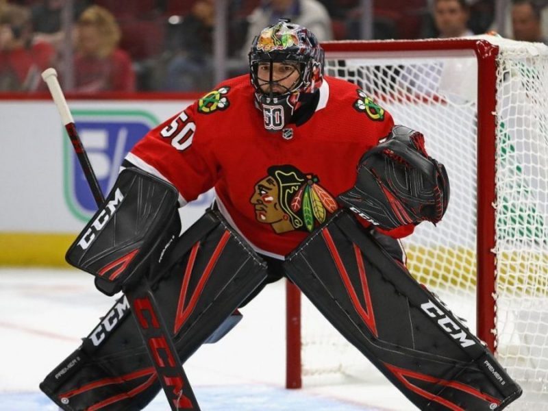 In Need of an Emergency Goalie, the Blackhawks Turned to an