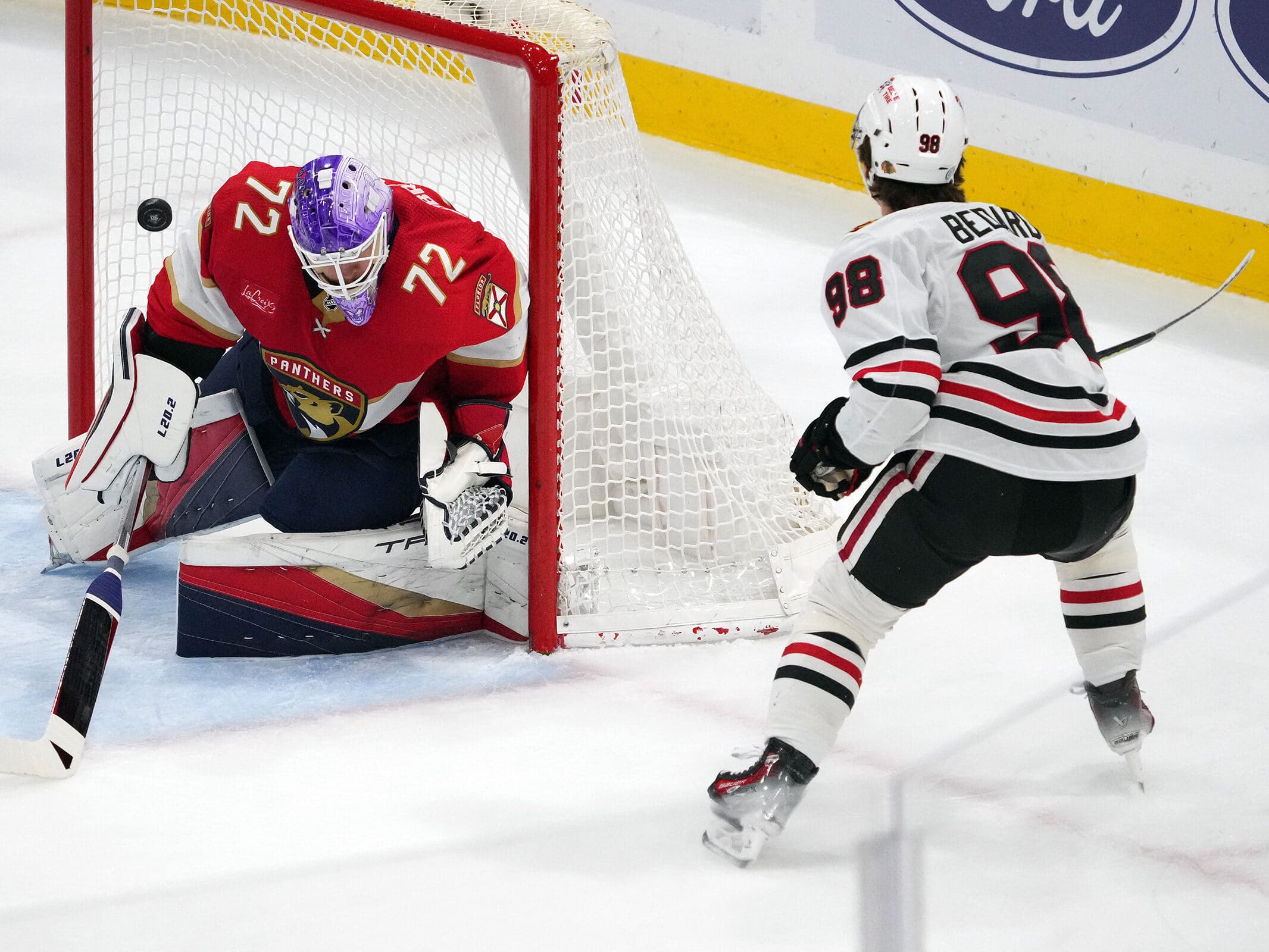 RECAP: Bedard Banks Two More Goals, But Blackhawks Fall In Sunrise ...