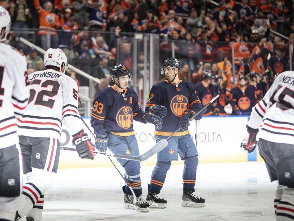 RECAP: Oilers Extend Win Streak To 15 With 3–0 Shutout Of Blackhawks ...